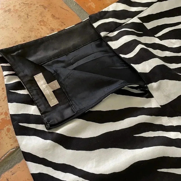 Banana Republic Linen Blend Zebra Pencil Skirt Size 4 - Picture 7 of 8